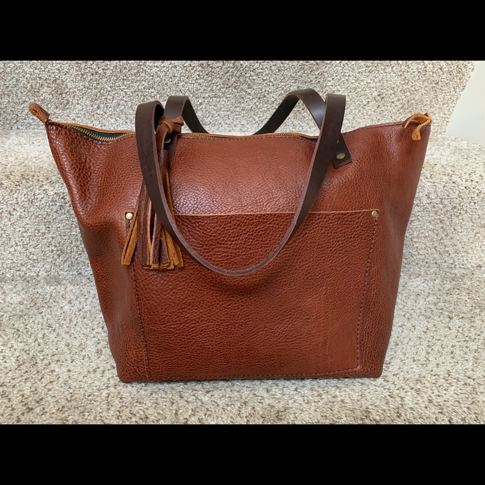 PLG premium nutmeg large zip tote